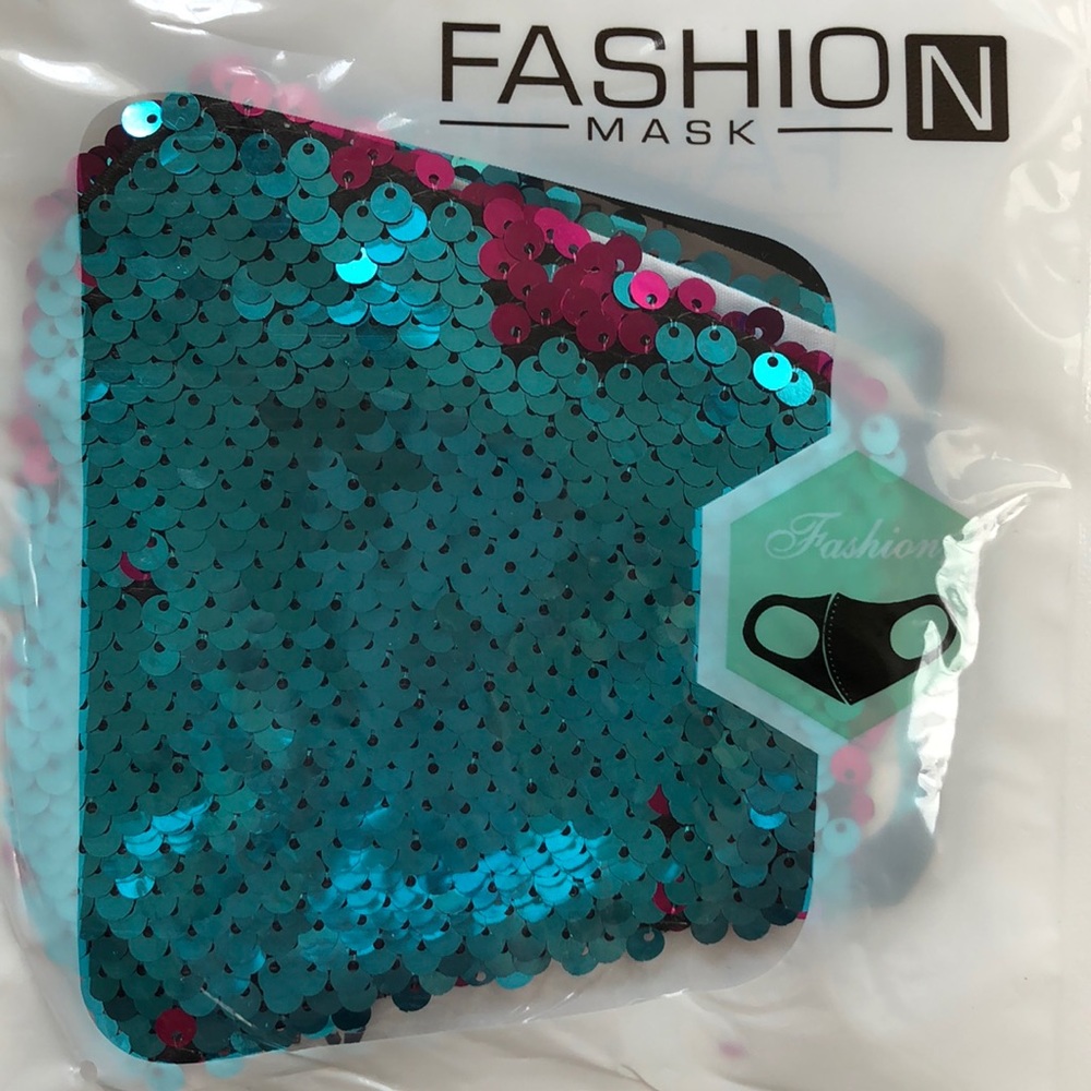Sequined Reversible Face Mask with Adj Ear Loops